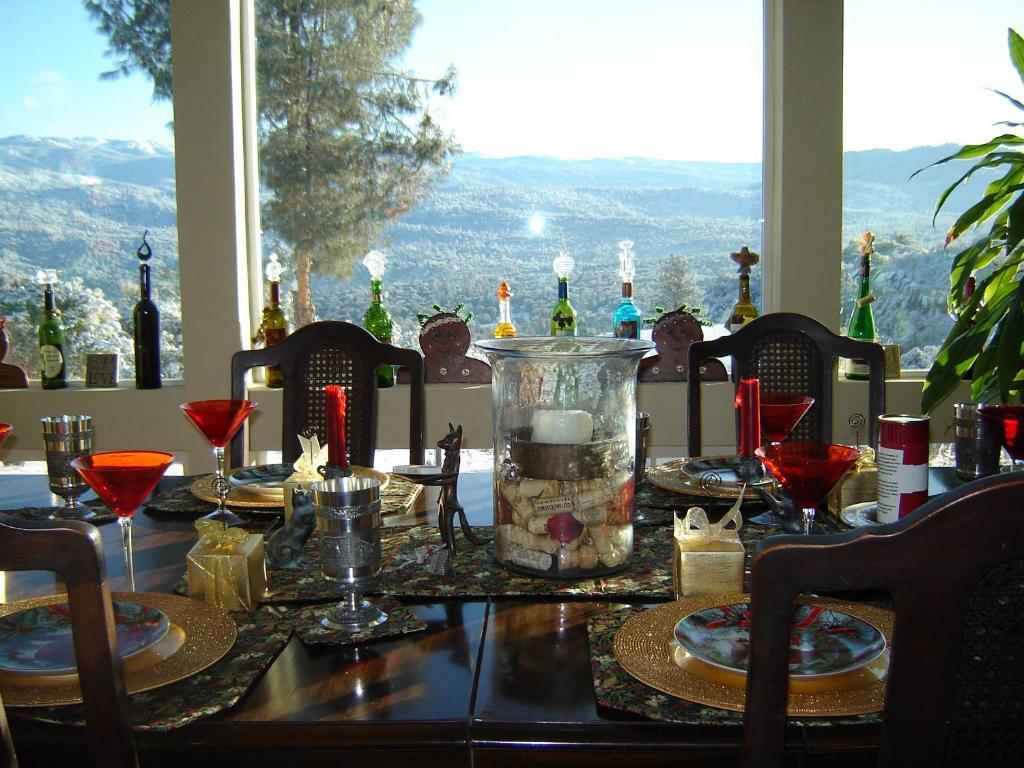 Yosemite Sierra View Bed & Breakfast Oakhurst Eksteriør billede
