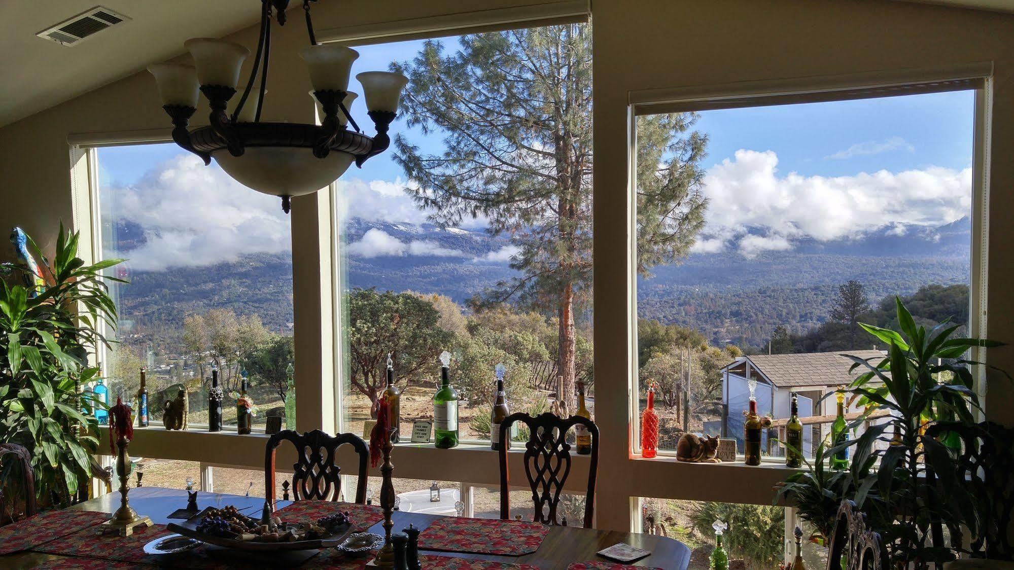 Yosemite Sierra View Bed & Breakfast Oakhurst Eksteriør billede